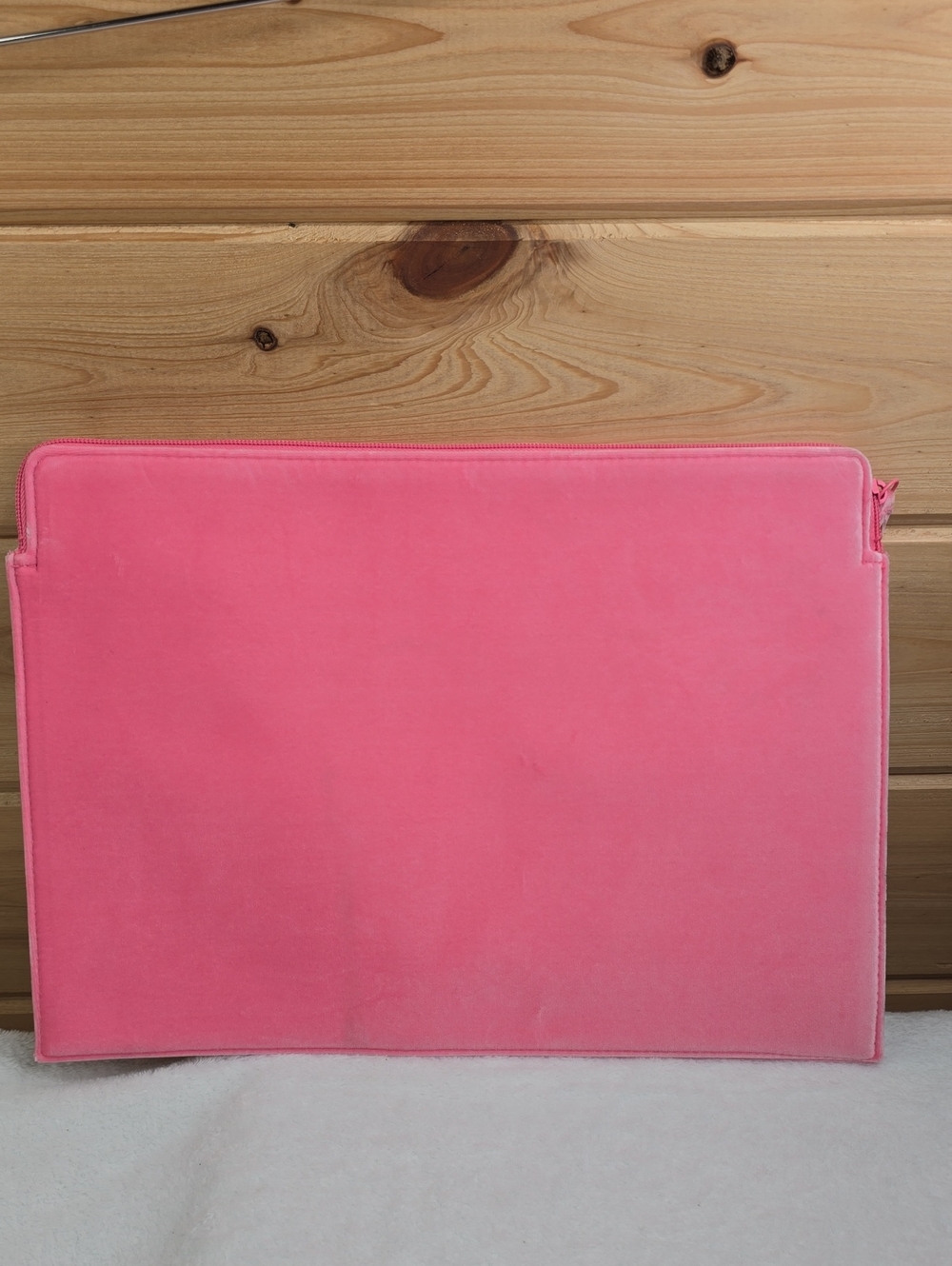 Valentino Pink Soft Plush Laptop Bag Case XL NWOT - Picture 2 of 7